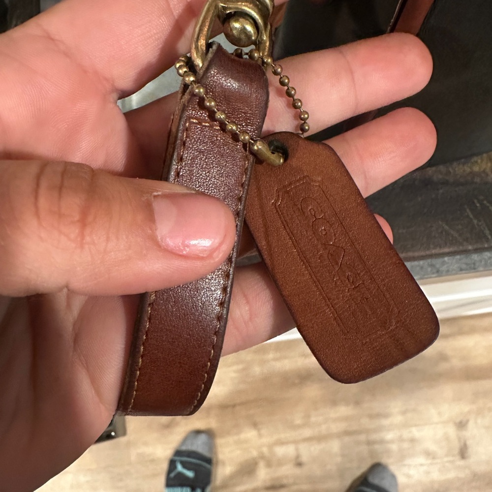 COACH Vintage 80s Turnlock Brown And Black Leather Spectator Bag with Brass - Picture 7 of 12